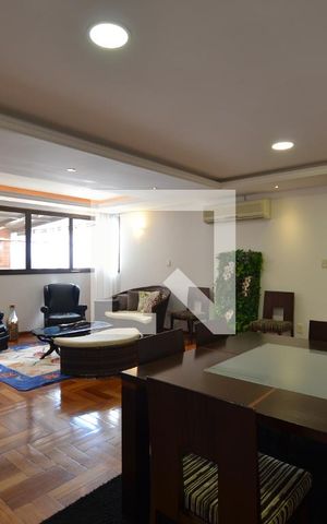 Apartamento à venda com 238m², 3 quartos e 3 vagasSala