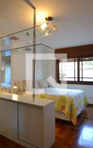 Apartamento à venda com 238m², 3 quartos e 3 vagasSuíte