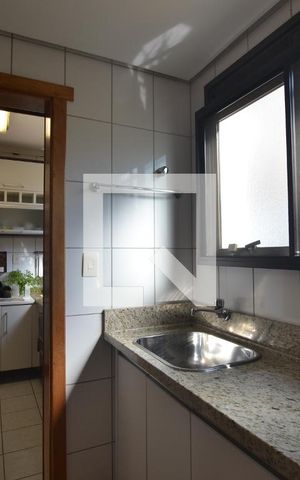 Apartamento à venda com 238m², 3 quartos e 3 vagasÁrea de Serviço
