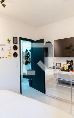 Casa à venda com 650m², 5 quartos e 3 vagas Casa à venda com 650m², 5 quartos e 3 vagasSuíte 4