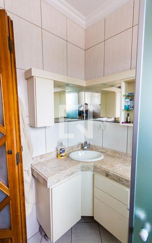 Casa à venda com 259m², 3 quartos e 5 vagas Casa à venda com 259m², 3 quartos e 5 vagasBanheiro da Suíte
