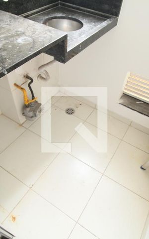 Apartamento à venda com 68m², 3 quartos e 1 vagaÁrea de serviço