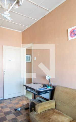 Casa à venda com 300m², 5 quartos e 1 vaga Casa à venda com 300m², 5 quartos e 1 vagaQuarto 4