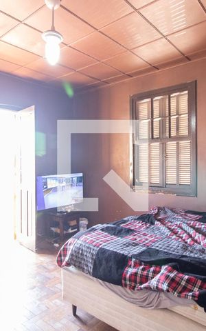 Casa à venda com 300m², 5 quartos e 1 vaga Casa à venda com 300m², 5 quartos e 1 vagaQuarto 2