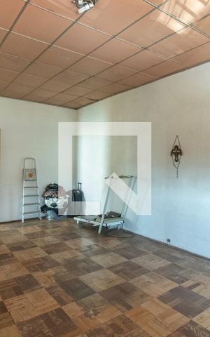 Casa à venda com 300m², 5 quartos e 1 vaga Casa à venda com 300m², 5 quartos e 1 vagaQuarto 3