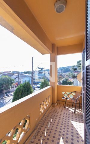 Casa à venda com 300m², 5 quartos e 1 vaga Casa à venda com 300m², 5 quartos e 1 vagaVaranda do quarto 2