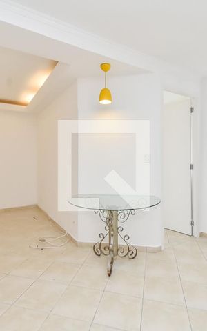 Apartamento à venda com 32m², 1 quarto e sem vaga Apartamento à venda com 32m², 1 quarto e sem vagaSala