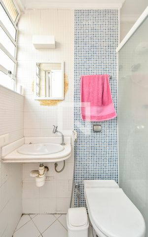 Apartamento à venda com 32m², 1 quarto e sem vaga Apartamento à venda com 32m², 1 quarto e sem vagaBanheiro