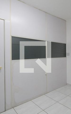 Casa para alugar com 191m², 6 quartos e 4 vagasEscritório 1