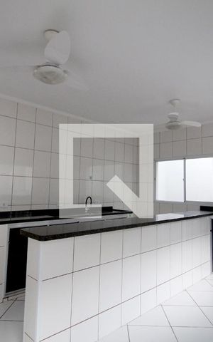 Casa para alugar com 191m², 6 quartos e 4 vagasCozinha