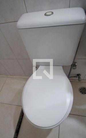 Casa para alugar com 191m², 6 quartos e 4 vagasBanheiro da Suíte 