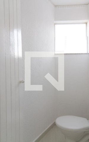 Casa para alugar com 177m², 2 quartos e 2 vagas Casa para alugar com 177m², 2 quartos e 2 vagasLavabo