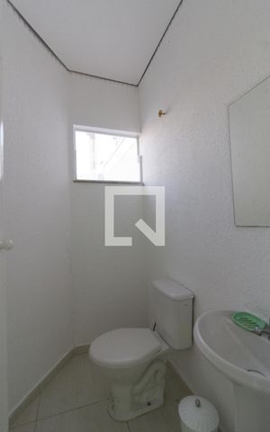 Casa para alugar com 177m², 2 quartos e 2 vagas Casa para alugar com 177m², 2 quartos e 2 vagasLavabo