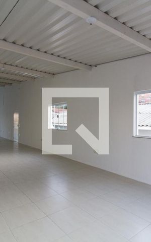 Casa para alugar com 177m², 2 quartos e 2 vagas Casa para alugar com 177m², 2 quartos e 2 vagasÁrea comum - Salão de festas