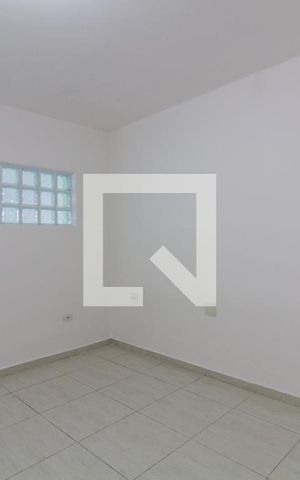 Casa para alugar com 177m², 2 quartos e 2 vagas Casa para alugar com 177m², 2 quartos e 2 vagasQuarto 1