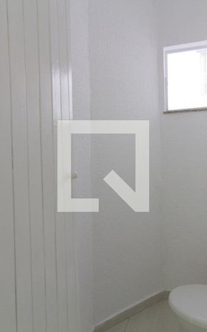 Casa para alugar com 177m², 2 quartos e 2 vagas Casa para alugar com 177m², 2 quartos e 2 vagasLavabo