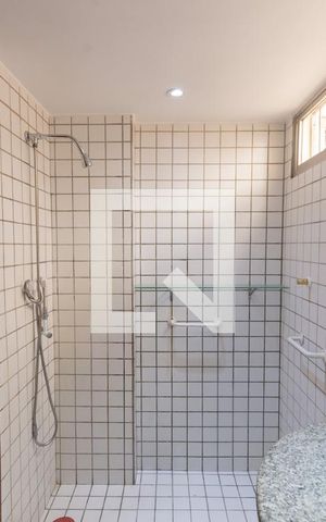 Apartamento à venda com 155m², 4 quartos e 1 vagaBanheiro da Suíte