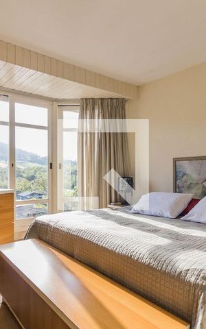 Casa à venda com 350m², 3 quartos e sem vaga Casa à venda com 350m², 3 quartos e sem vagaQuarto 2