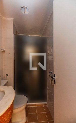 Apartamento à venda com 48m², 2 quartos e sem vaga Apartamento à venda com 48m², 2 quartos e sem vagaBanheiro