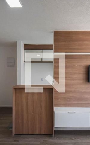 Apartamento à venda com 43m², 2 quartos e sem vaga Apartamento à venda com 43m², 2 quartos e sem vagaSala