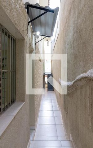 Casa à venda com 70m², 2 quartos e sem vagaCorredor Lateral do Quarto 2