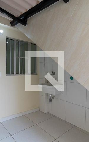 Casa à venda com 70m², 2 quartos e sem vagaÁrea de Serviço