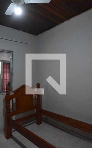 Casa para alugar com 300m², 1 quarto e 2 vagasQuarto 1