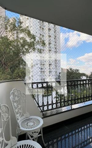 Apartamento para alugar com 180m², 4 quartos e 3 vagas Apartamento para alugar com 180m², 4 quartos e 3 vagasQuarto 3 - Sacada