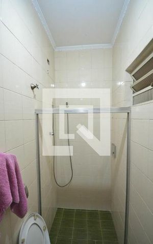 Casa à venda com 210m², 4 quartos e 2 vagas