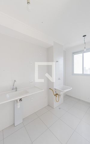 Apartamento à venda com 39m², 2 quartos e sem vaga Apartamento à venda com 39m², 2 quartos e sem vagaCozinha e serviço