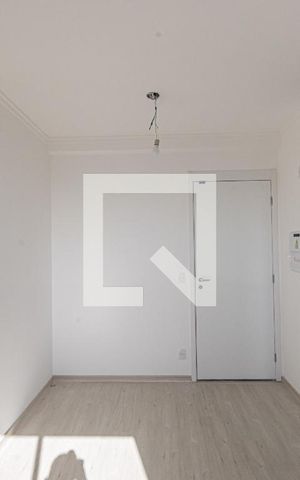 Apartamento à venda com 39m², 2 quartos e sem vaga Apartamento à venda com 39m², 2 quartos e sem vagaSala