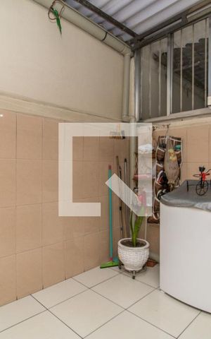 Apartamento à venda com 60m², 2 quartos e 1 vaga Apartamento à venda com 60m², 2 quartos e 1 vagaÁrea de Serviço