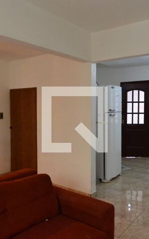 Casa à venda com 136m², 2 quartos e 2 vagasSala
