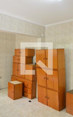 Casa à venda com 136m², 2 quartos e 2 vagasQuarto de Serviço