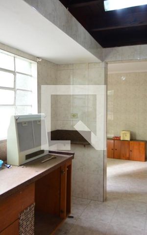 Casa à venda com 136m², 2 quartos e 2 vagasCozinha
