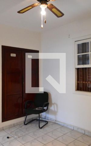 Casa à venda com 136m², 2 quartos e 2 vagasQuarto 1