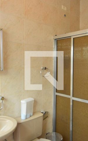 Casa à venda com 136m², 2 quartos e 2 vagasBanheiro de Serviço