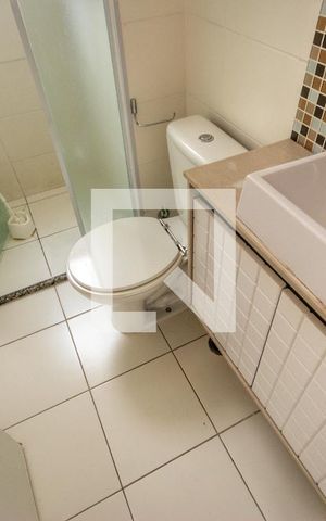 Apartamento à venda com 48m², 2 quartos e sem vagaBanheiro