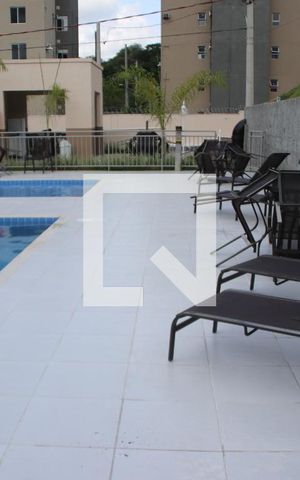 Apartamento para alugar com 43m², 2 quartos e 1 vagaÁrea comum - Piscina