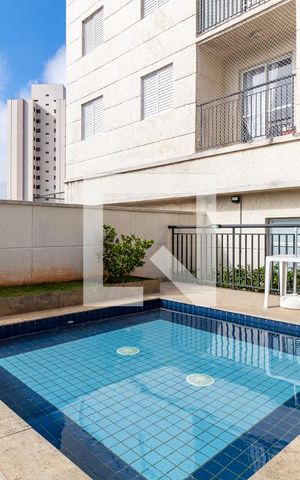 Apartamento para alugar com 55m², 2 quartos e 1 vaga Apartamento para alugar com 55m², 2 quartos e 1 vagaÁrea comum - Piscina