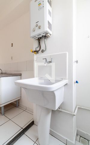 Apartamento para alugar com 55m², 2 quartos e 1 vaga Apartamento para alugar com 55m², 2 quartos e 1 vagaÁrea de Serviço
