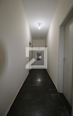 Casa à venda com 174m², 3 quartos e 2 vagasCorredor