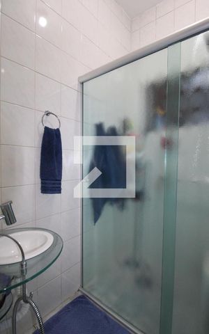 Casa à venda com 174m², 3 quartos e 2 vagasBanheiro da Suíte