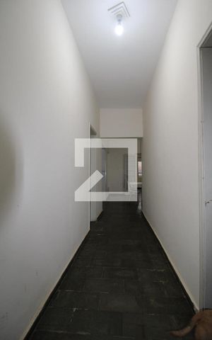 Casa à venda com 174m², 3 quartos e 2 vagasCorredor