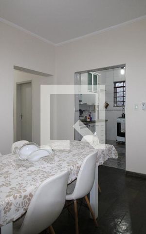 Casa à venda com 174m², 3 quartos e 2 vagasSala de jantar