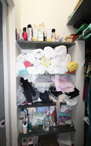 Casa à venda com 174m², 3 quartos e 2 vagasCloset do Quarto 3 (suíte)