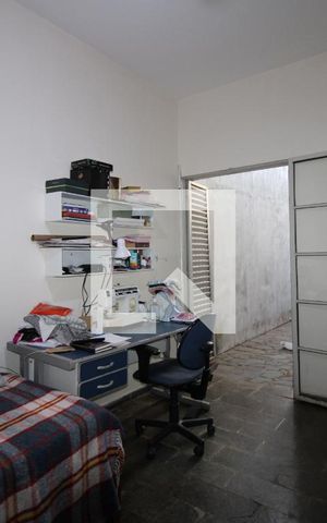 Casa à venda com 174m², 3 quartos e 2 vagasQuarto 1