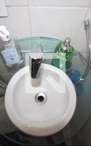Casa à venda com 174m², 3 quartos e 2 vagasBanheiro da Suíte