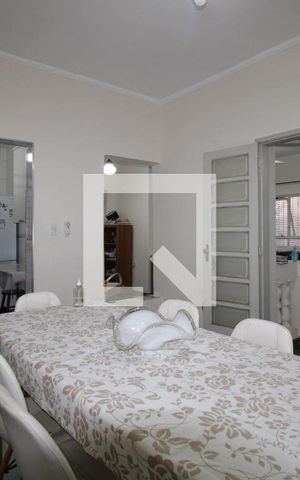 Casa à venda com 174m², 3 quartos e 2 vagasSala de jantar