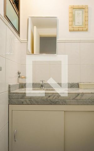 Apartamento à venda com 125m², 3 quartos e 1 vaga Apartamento à venda com 125m², 3 quartos e 1 vagaLavabo